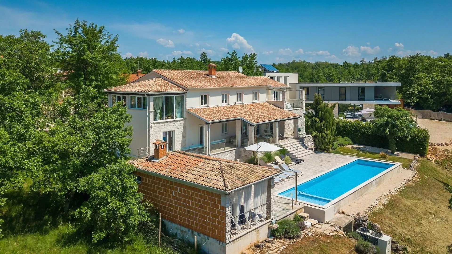 Complex Barbara Villa Vizinada